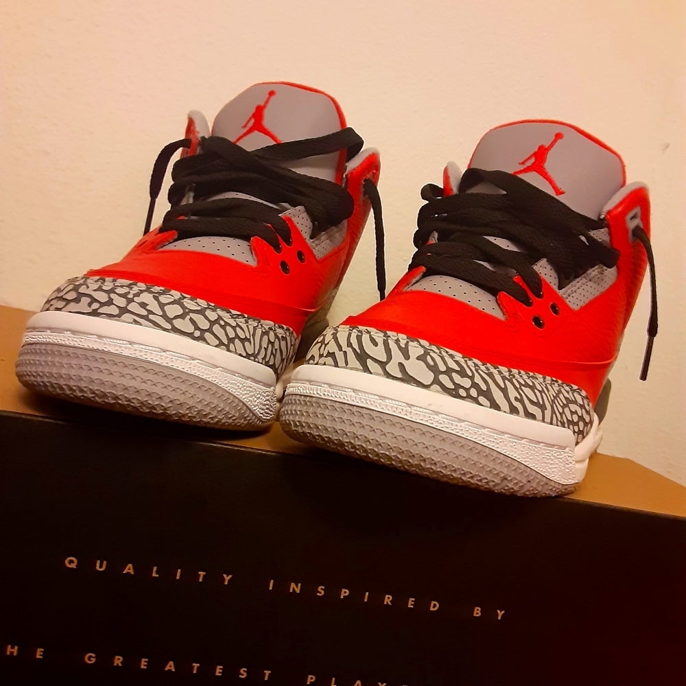 SHOES
